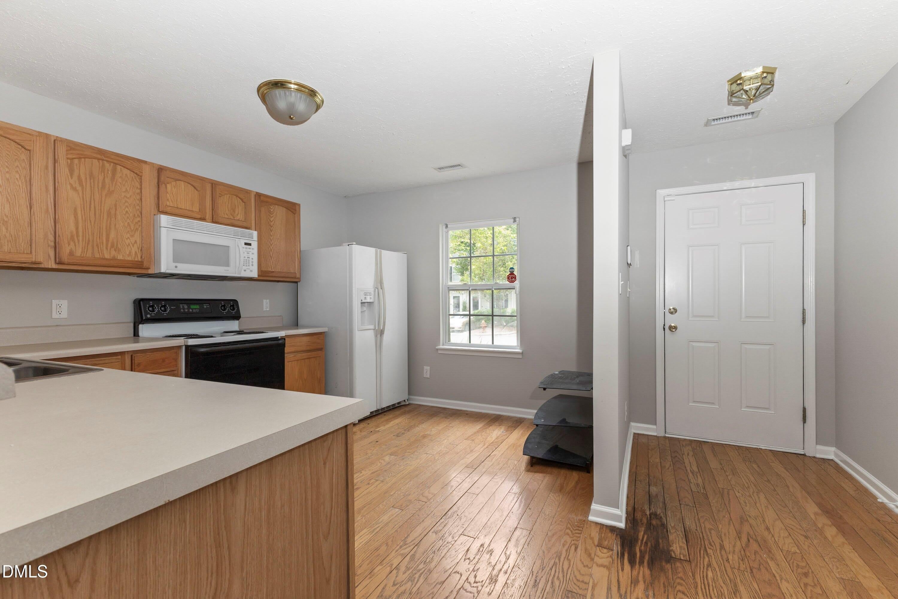 3358 Tarleton W – photo 5