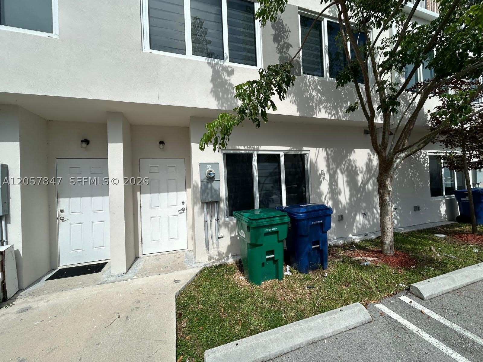25814 SW 144th Ct – photo 1