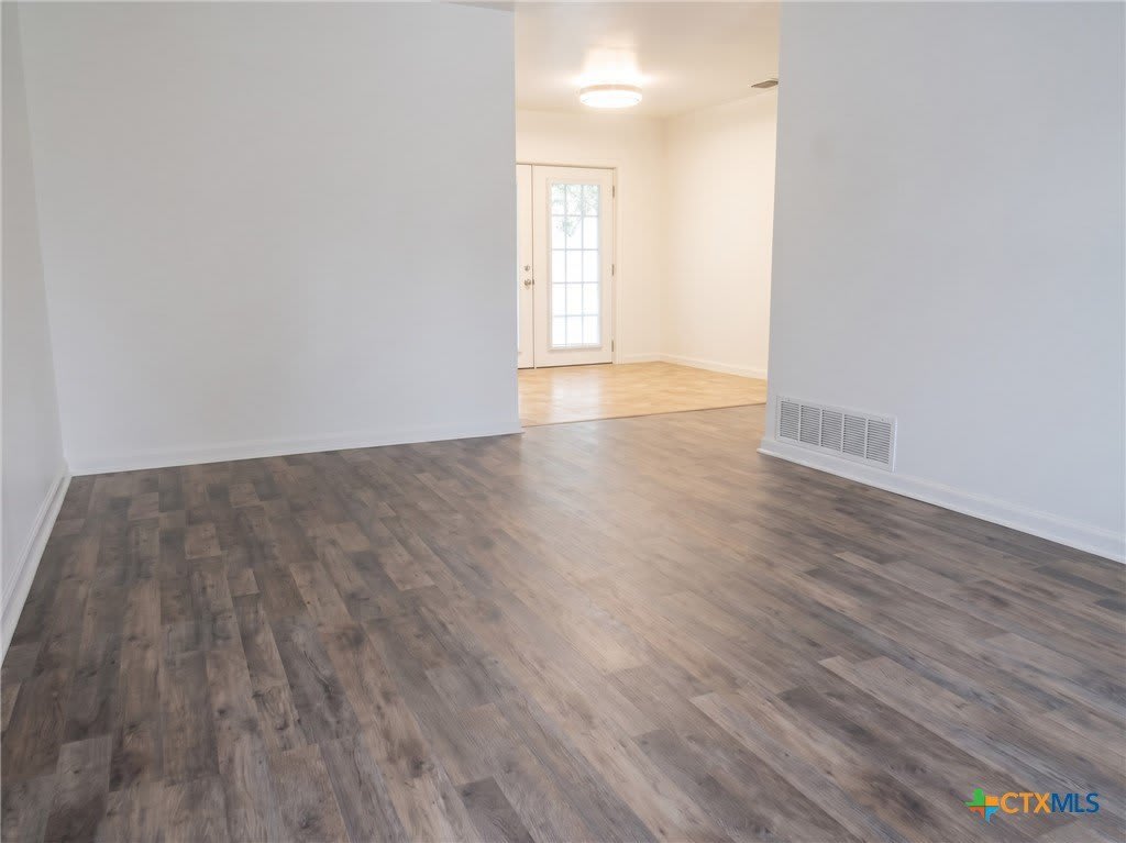 1009 S 29th Street – photo 3