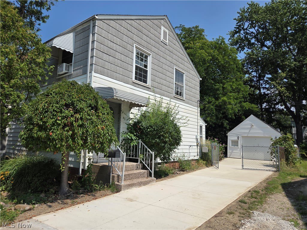 1501 E 248th Street – photo 2