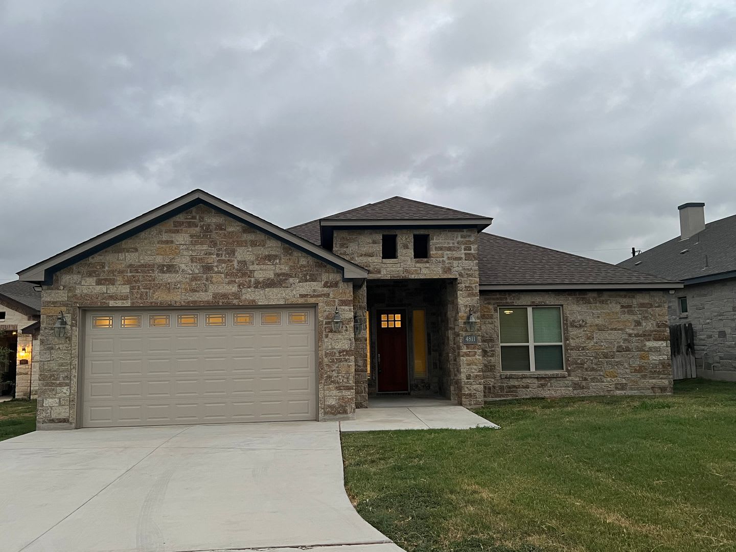 4811 Viewcrest Rd., San Antonio, TX. 78217 – photo 1