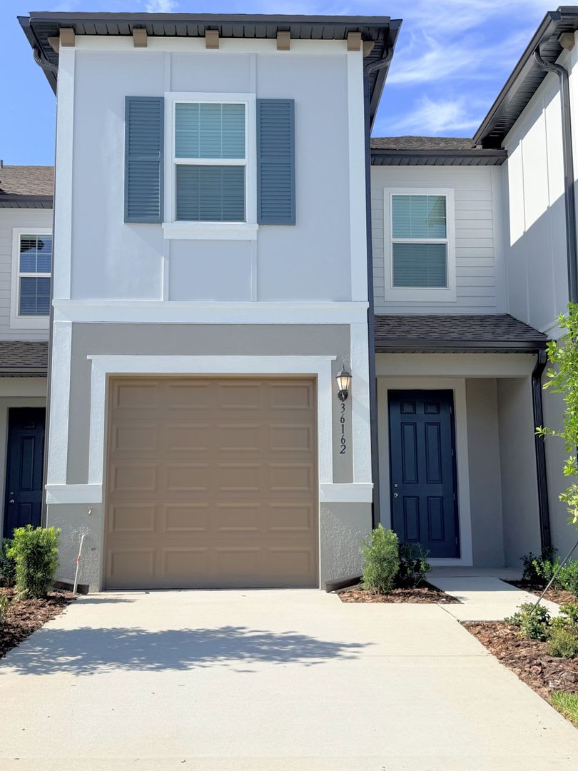 New Construction Townhome for Rent – photo 2