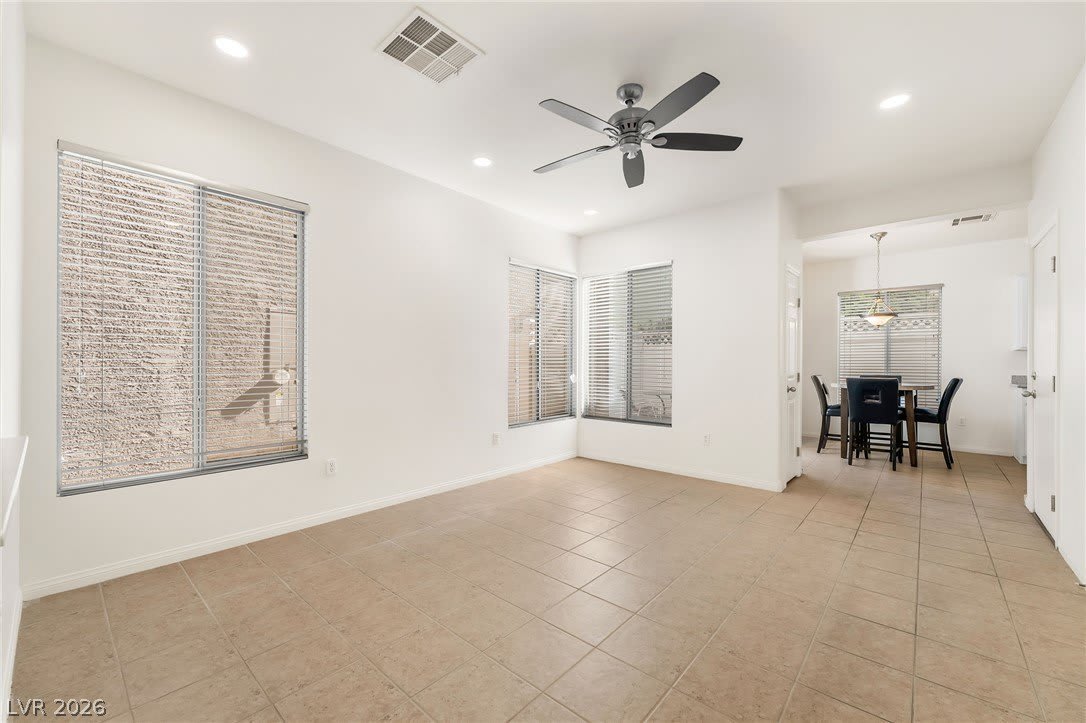 8116 Golden Flowers Street – photo 5