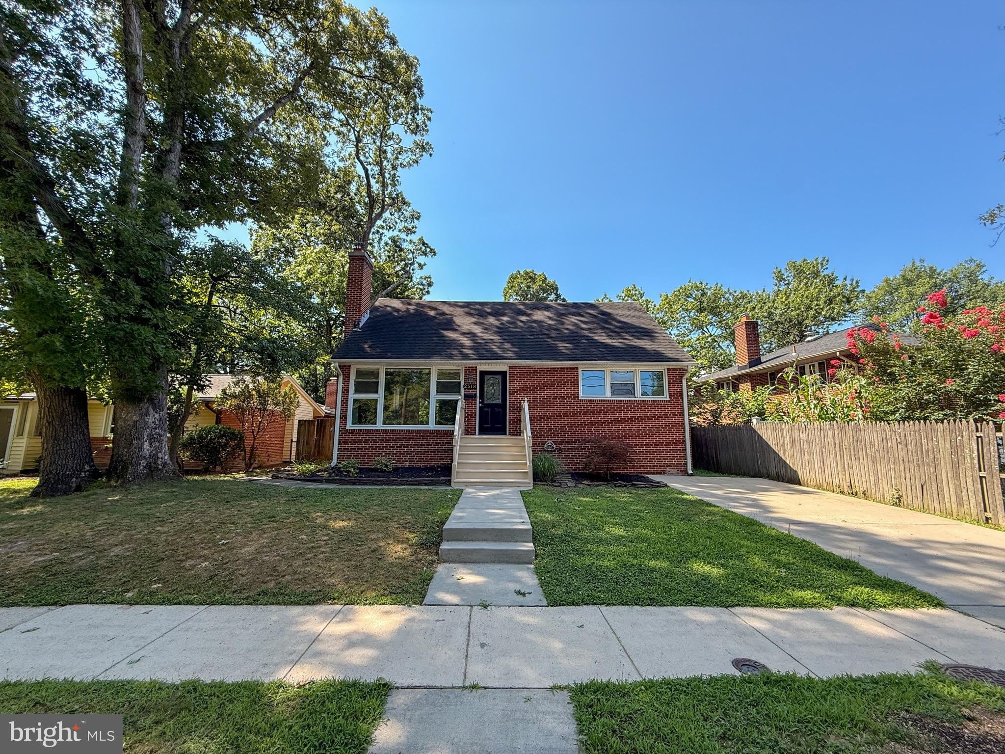 2518 HARMON Road – photo 1