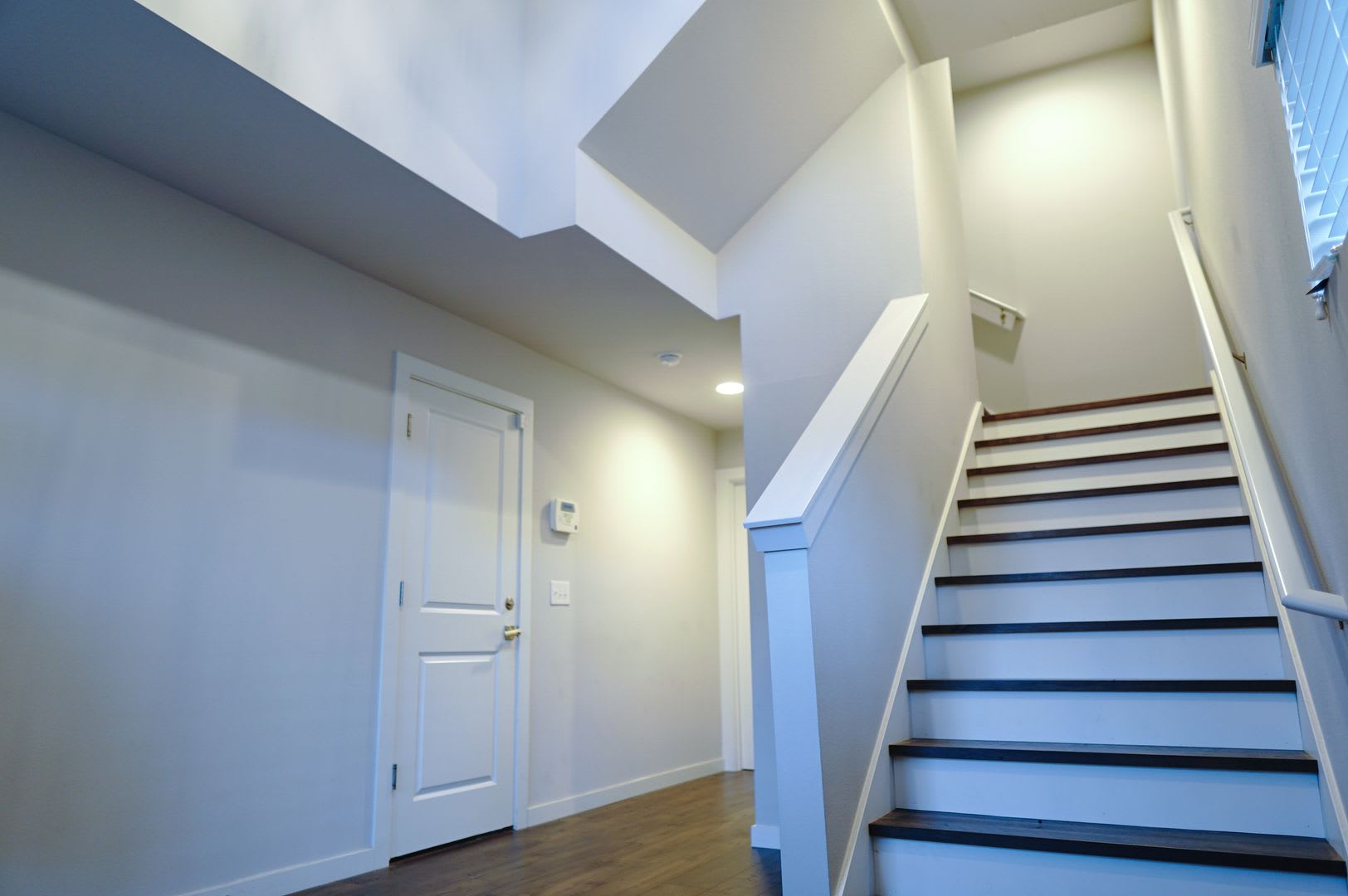 Spacious 4 Bedroom home in North Lynnwood/South Everett – photo 3