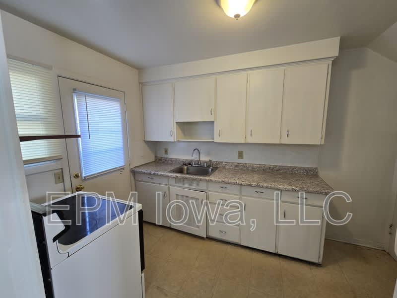 251 Madison Street – photo 5