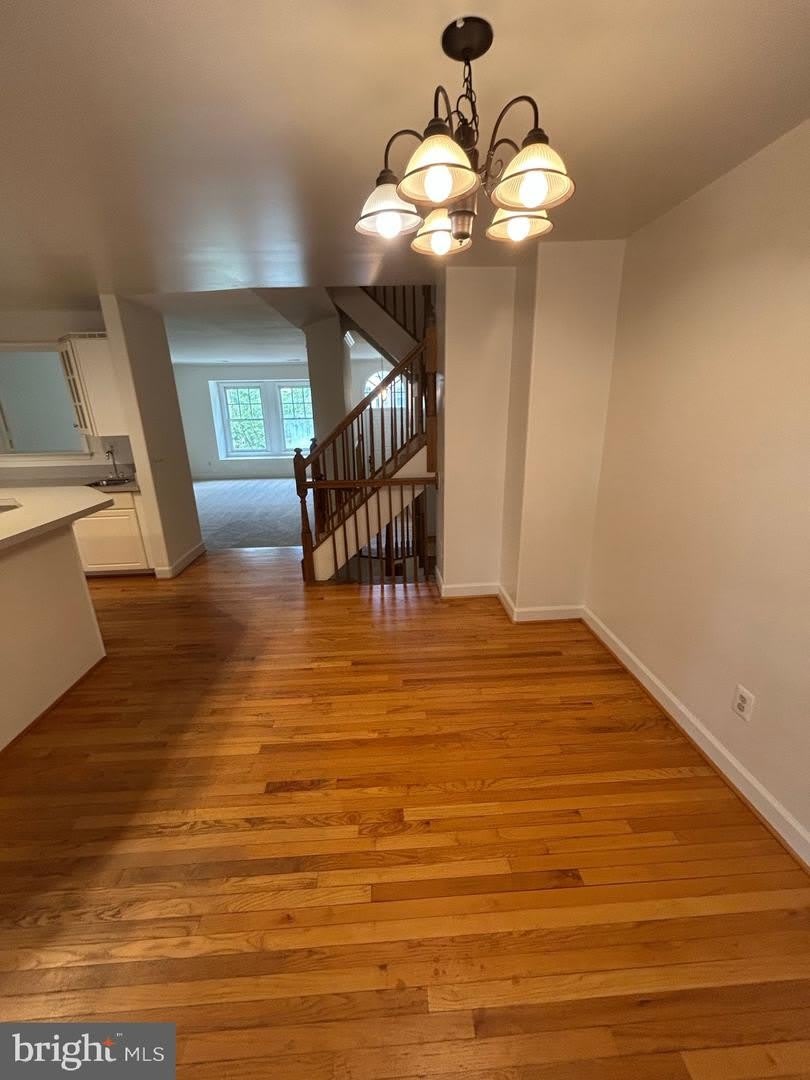 3945 VALLEY RIDGE DR – photo 5