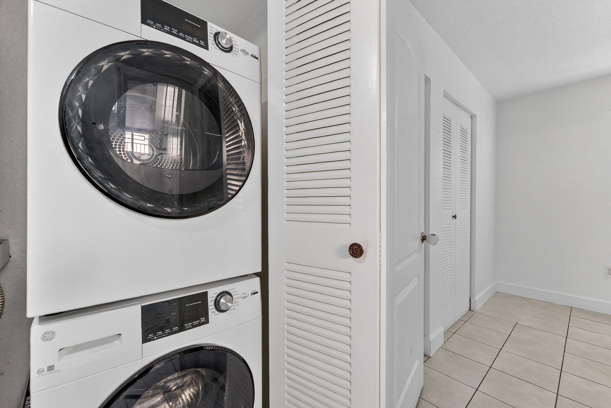 7011 W 29TH Avenue – photo 5