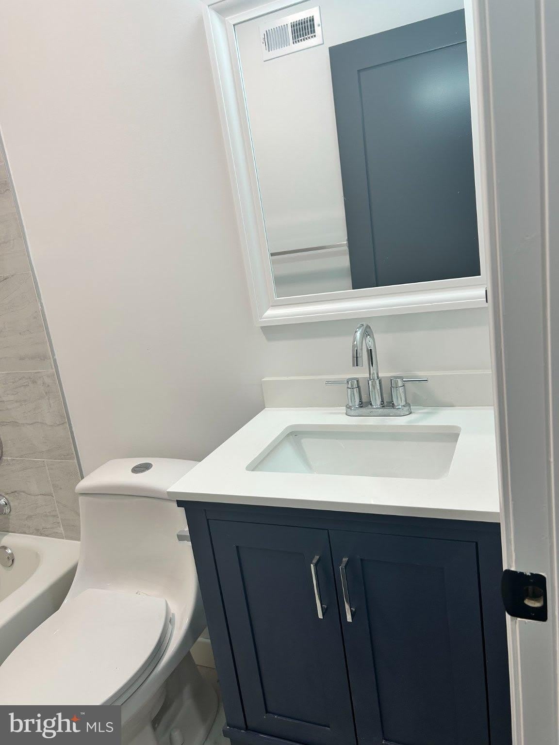 3546 ELLA Street – photo 5