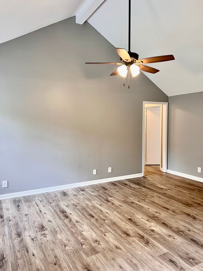 3 Bedroom Home Available In Woodlawn – photo 3