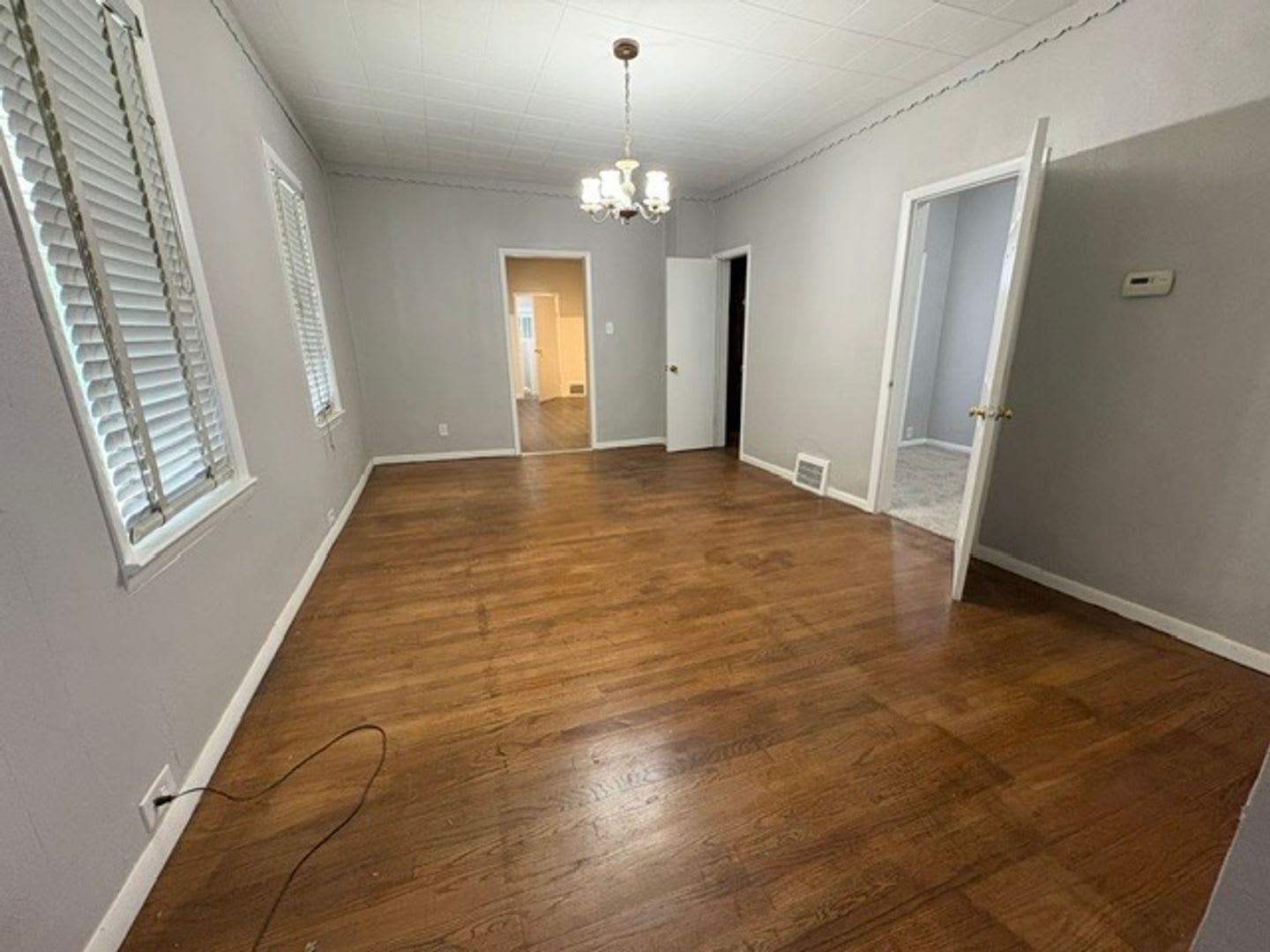 3666 E 57Th St Spacious 5Br Home With Fresh Updates 1 600 – photo 5