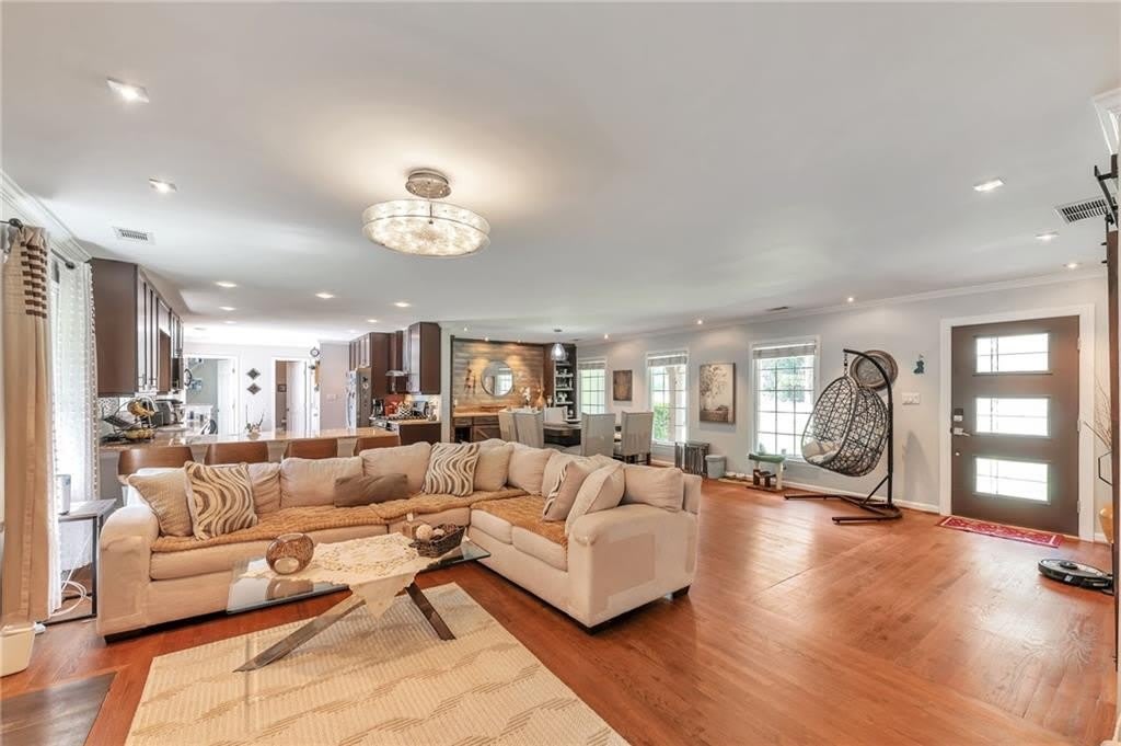 1651 Murdock Road – photo 2