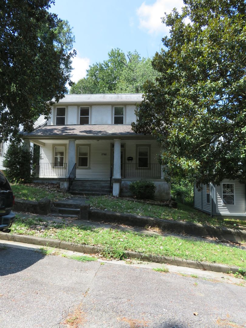Petersburg Virginia – photo 1