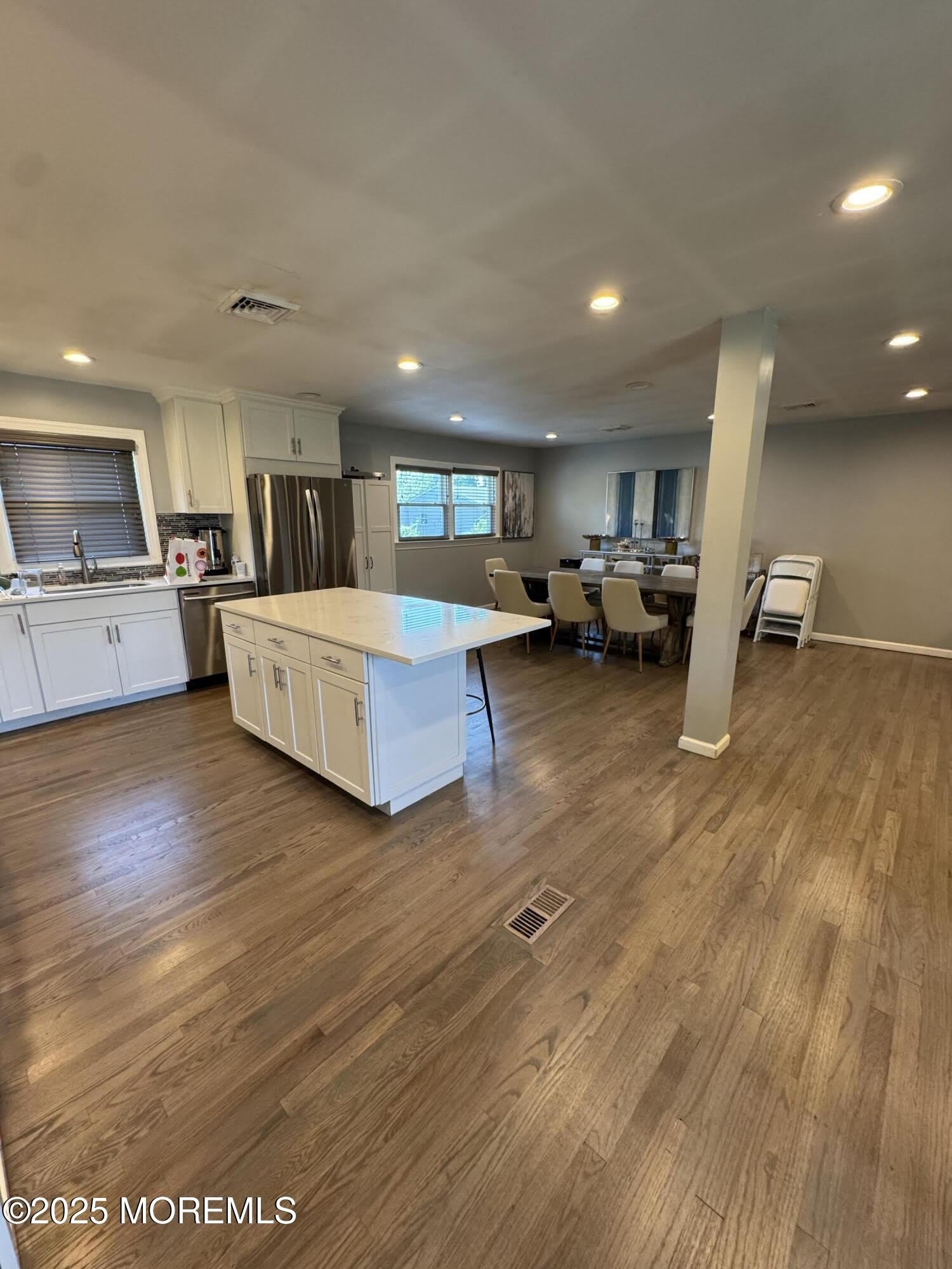 280 Oakley Avenue – photo 4