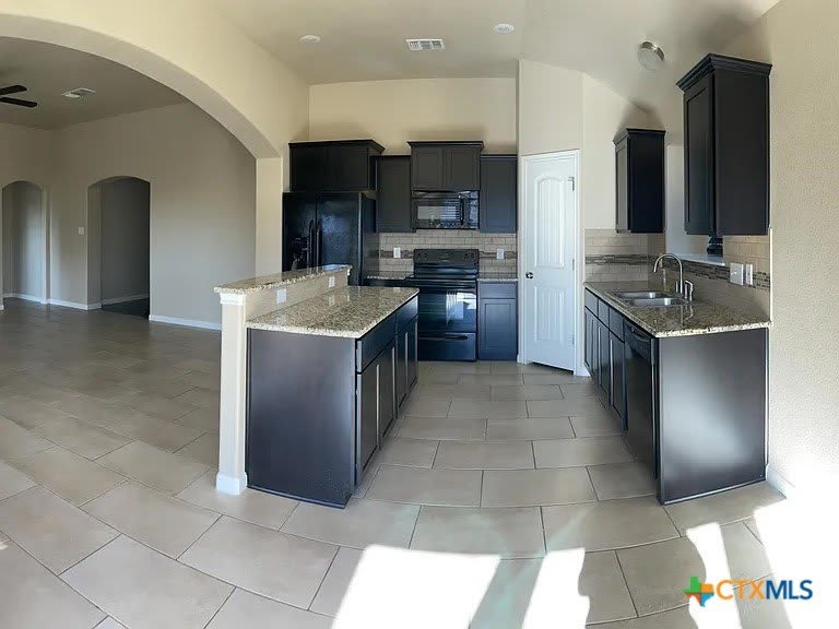 604 W Vega Lane – photo 5