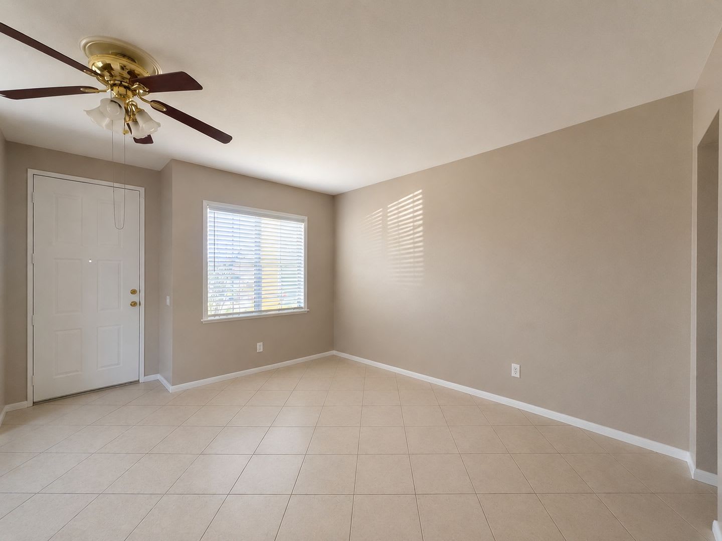Beautiful and Cozy Home in Temecula – photo 5