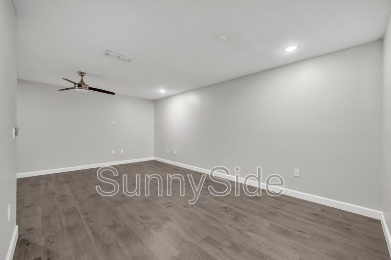 631 Olympic Dr – photo 2