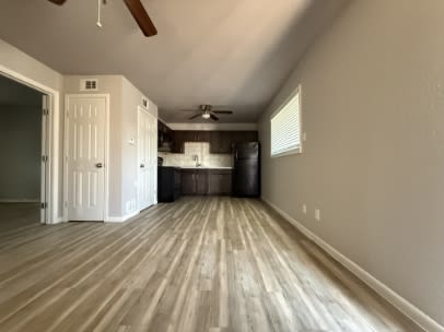 2834 Cedar Circle 3 – photo 2