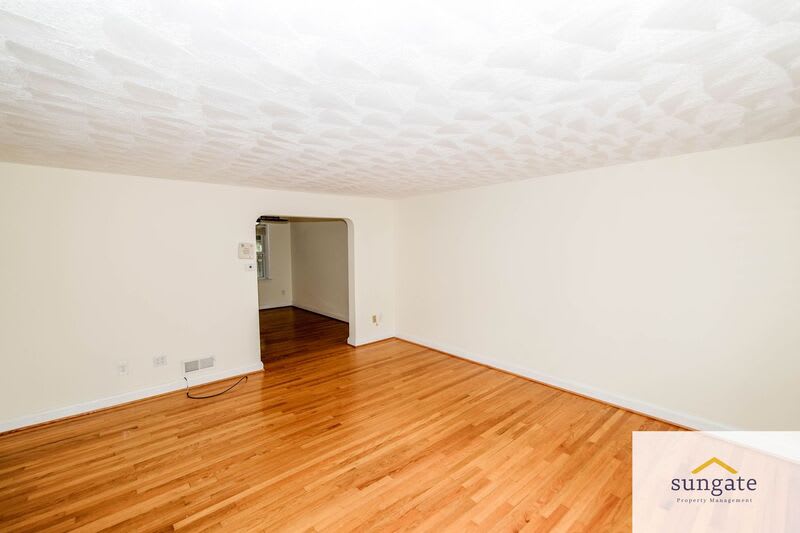 8616 Pleasant Plains Rd – photo 4