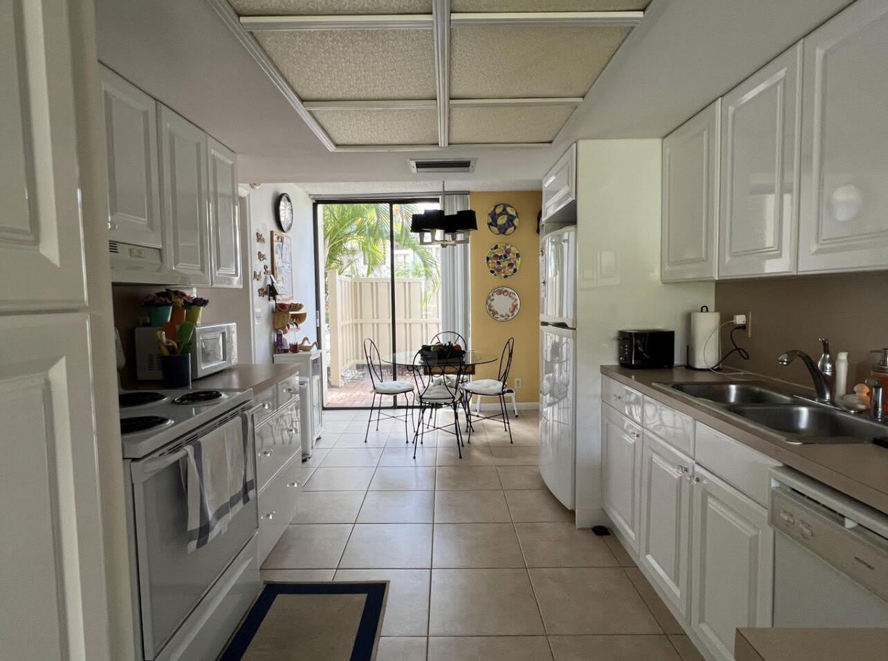 1002 Bridgewood Place – photo 4