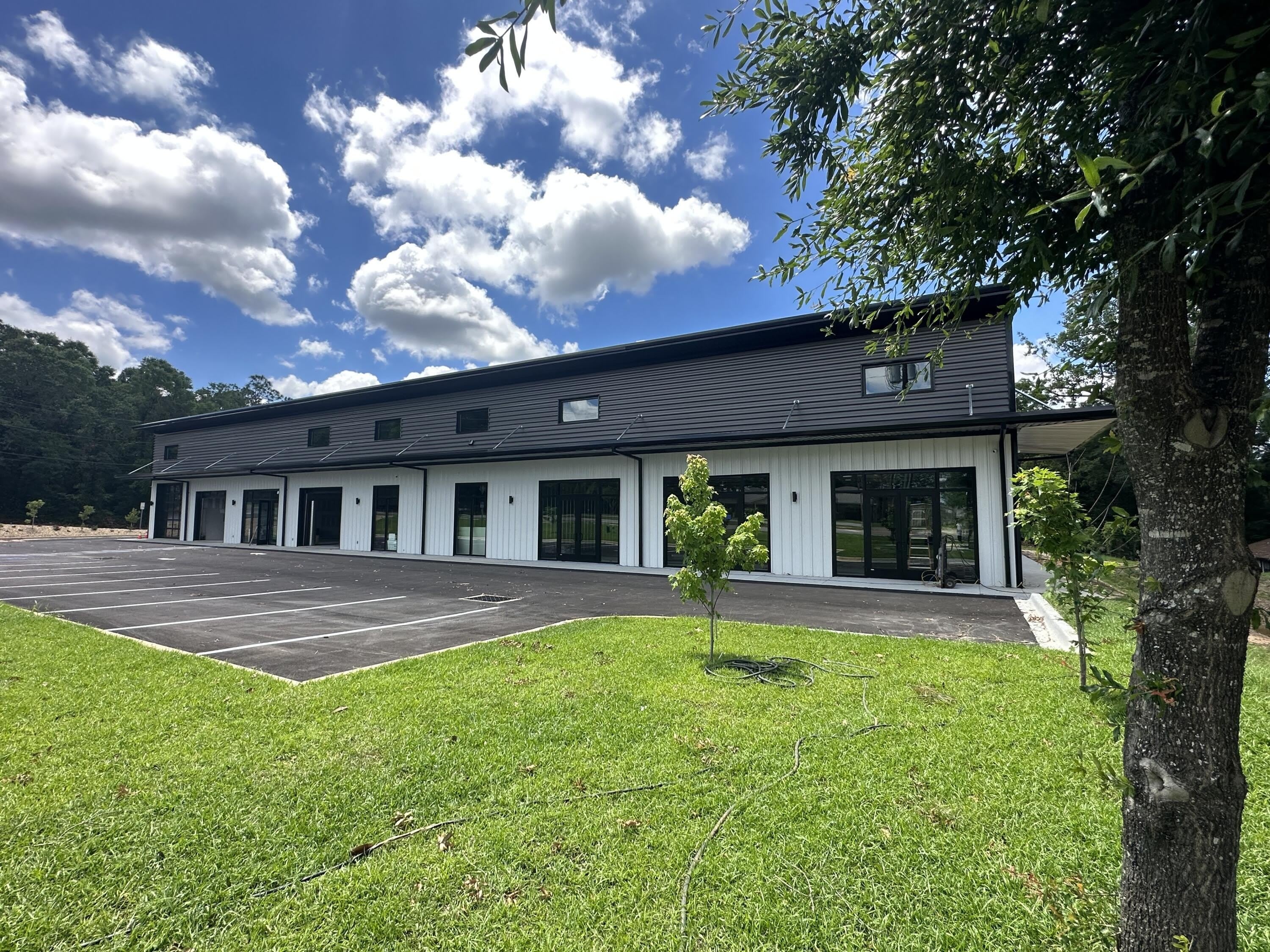 200 Hwy 90 – photo 1