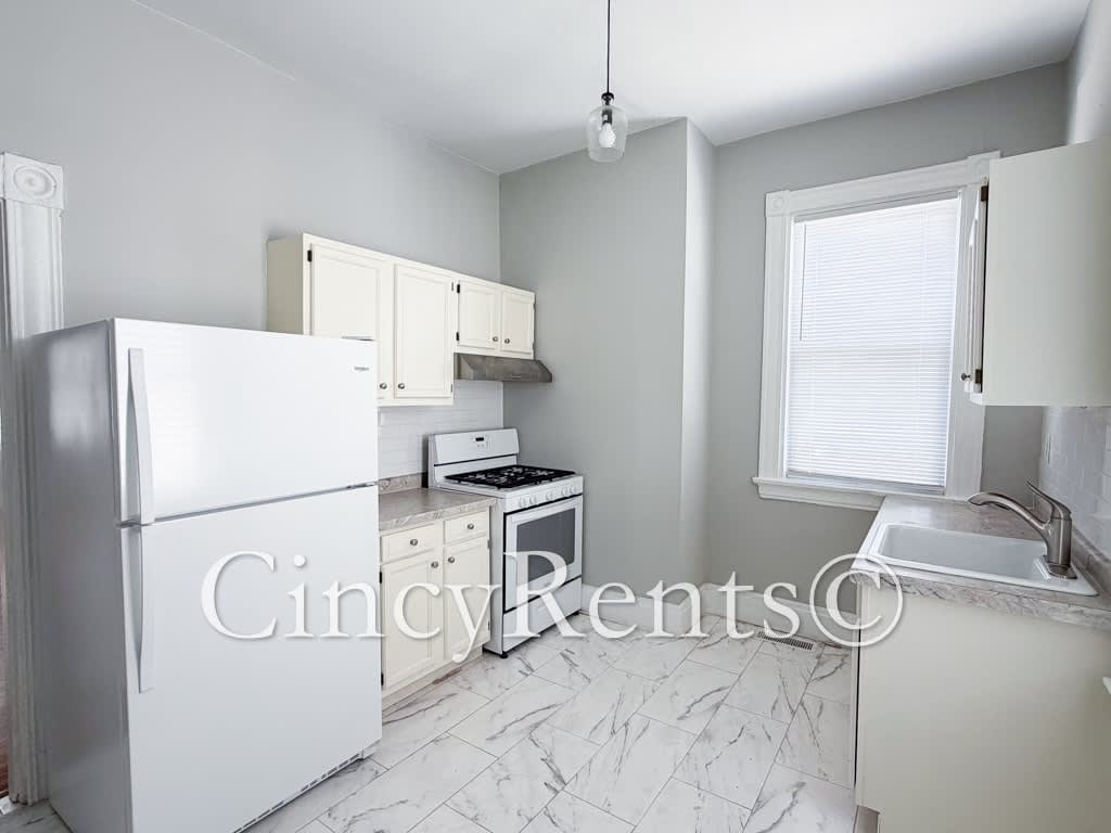 2225 Washington Ave – photo 4