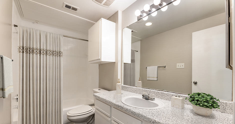 Trinity Oaks Apartment Homes – photo 3