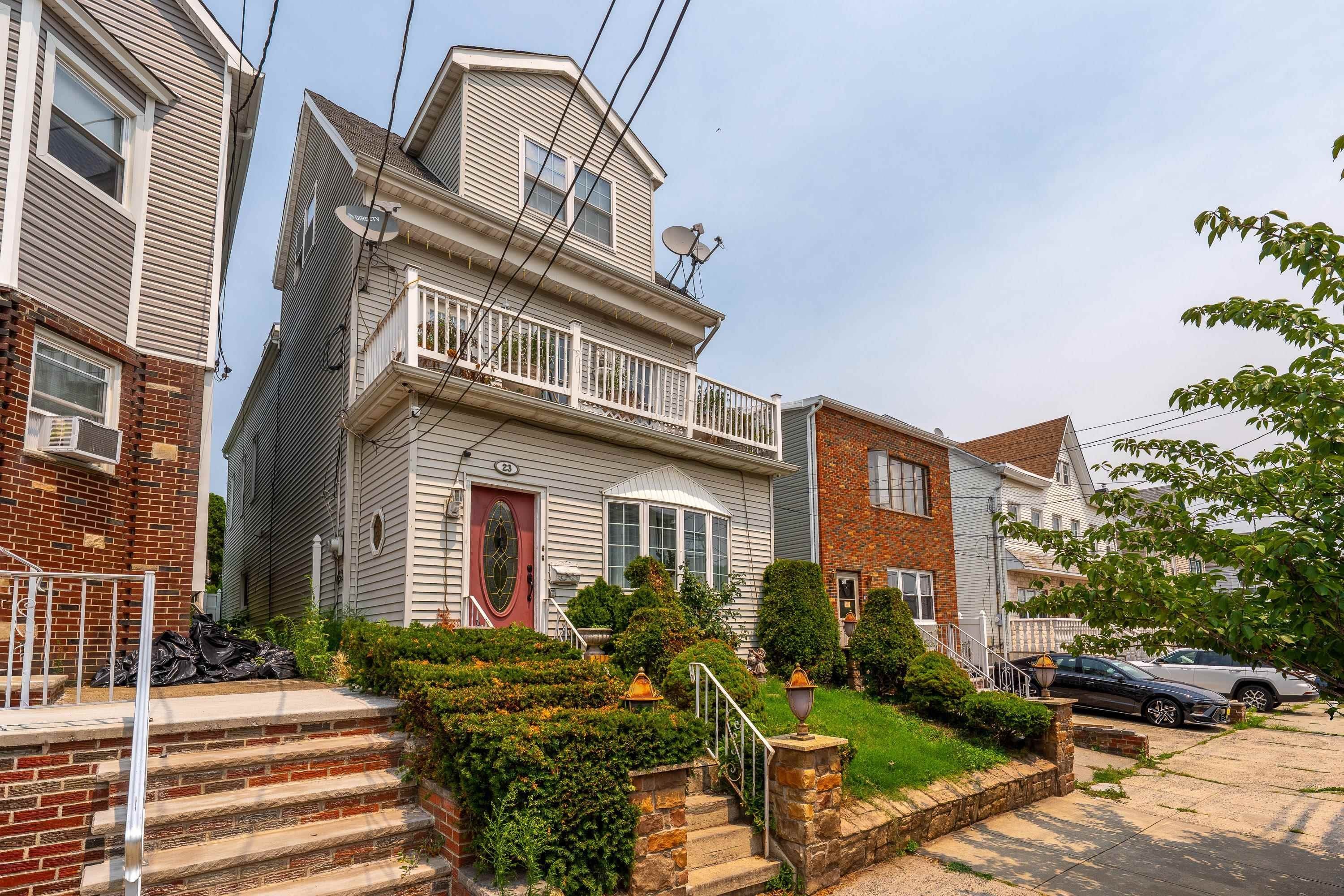23 51ST ST – photo 3