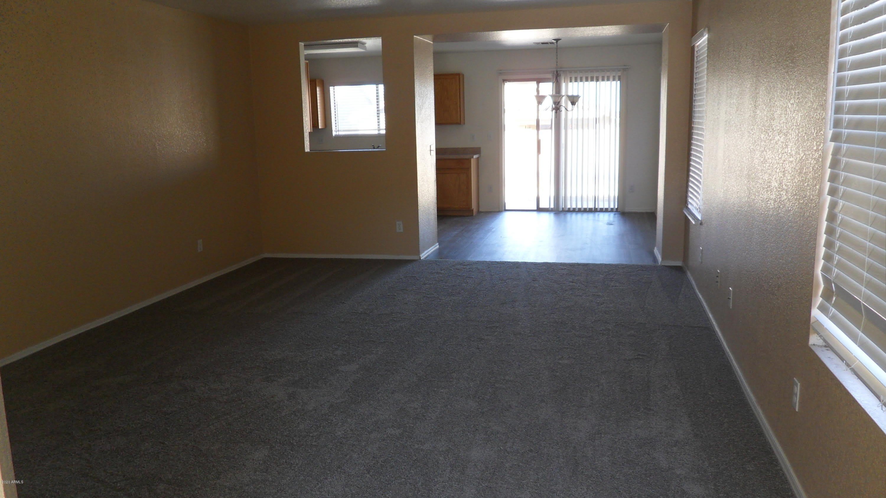 910 E Beth Drive – photo 2
