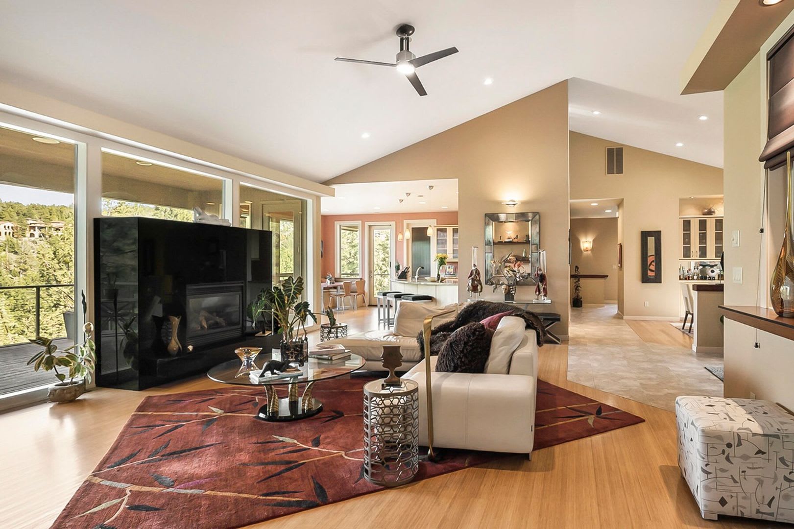 1 2 Off First Months Rent Large Home In Gated Awbrey Glen Neighborhood – photo 3