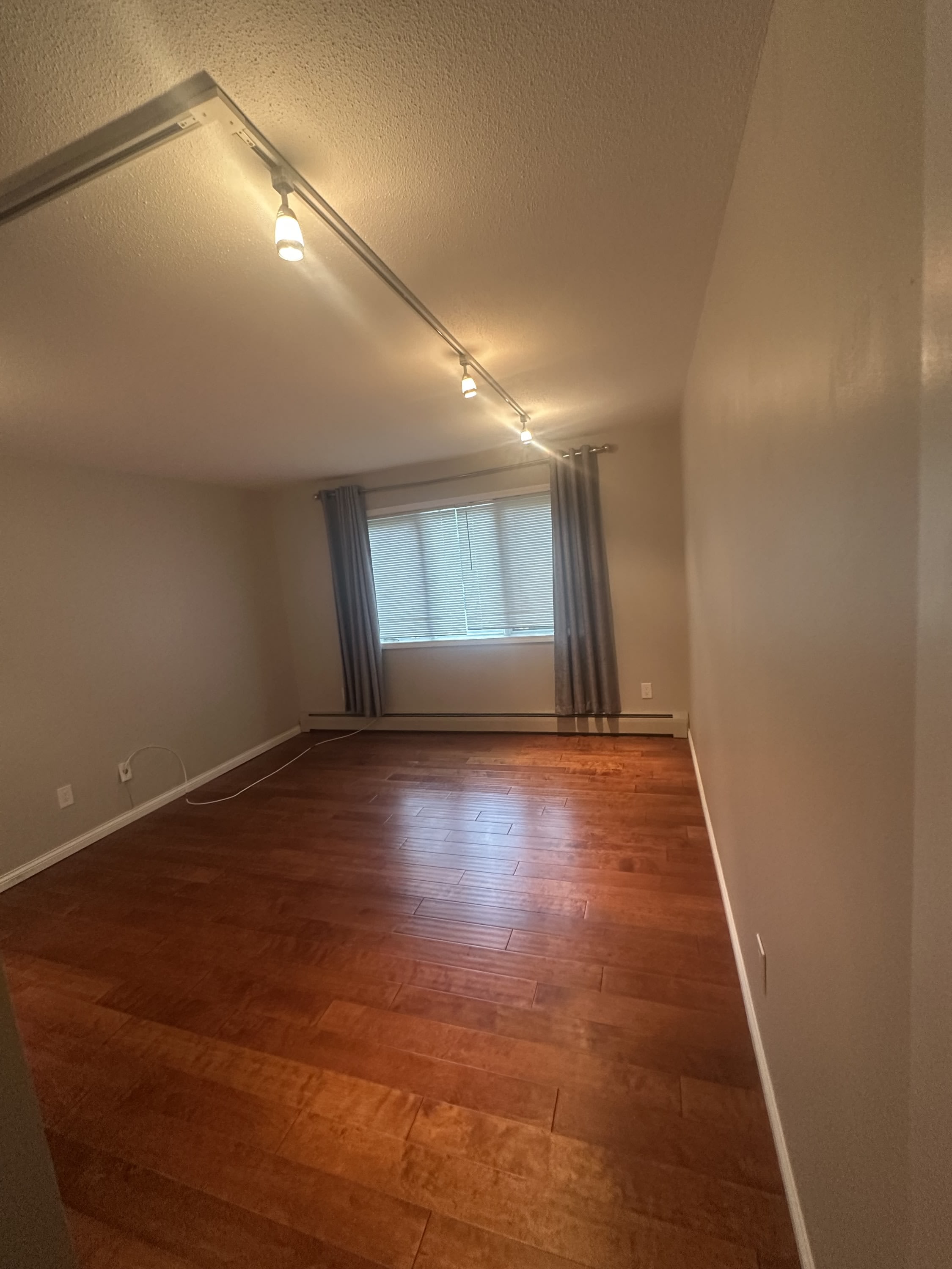 4380 Brookside Court – photo 3
