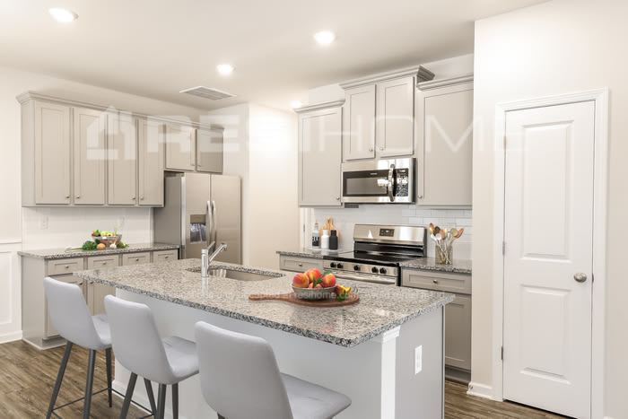 208 Buxton Avenue – photo 4