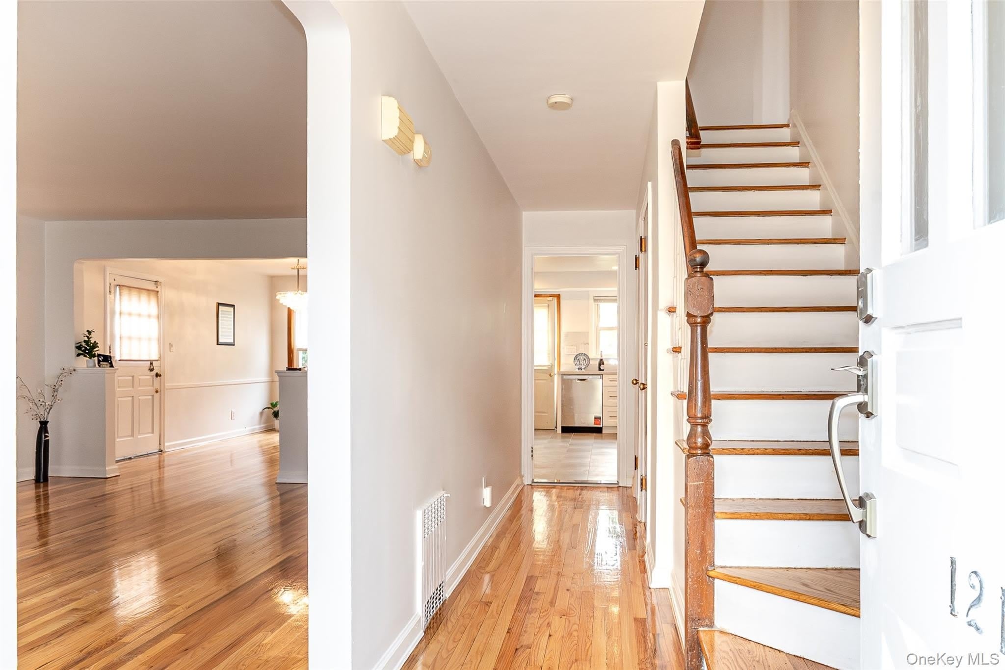 121 Manhasset Avenue – photo 5