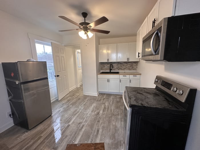 2948 Shelby Street – photo 1