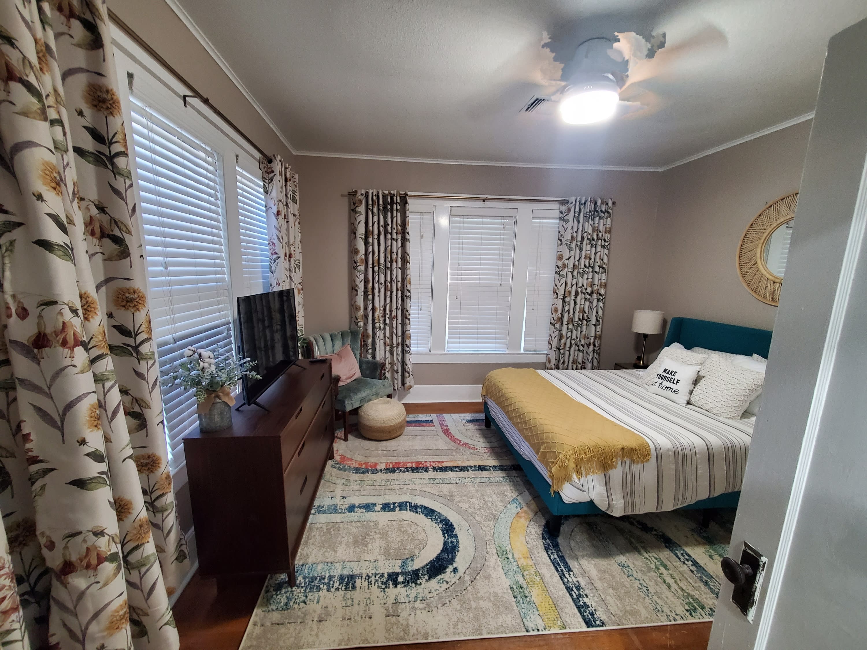 1605 South Elm Street – photo 2