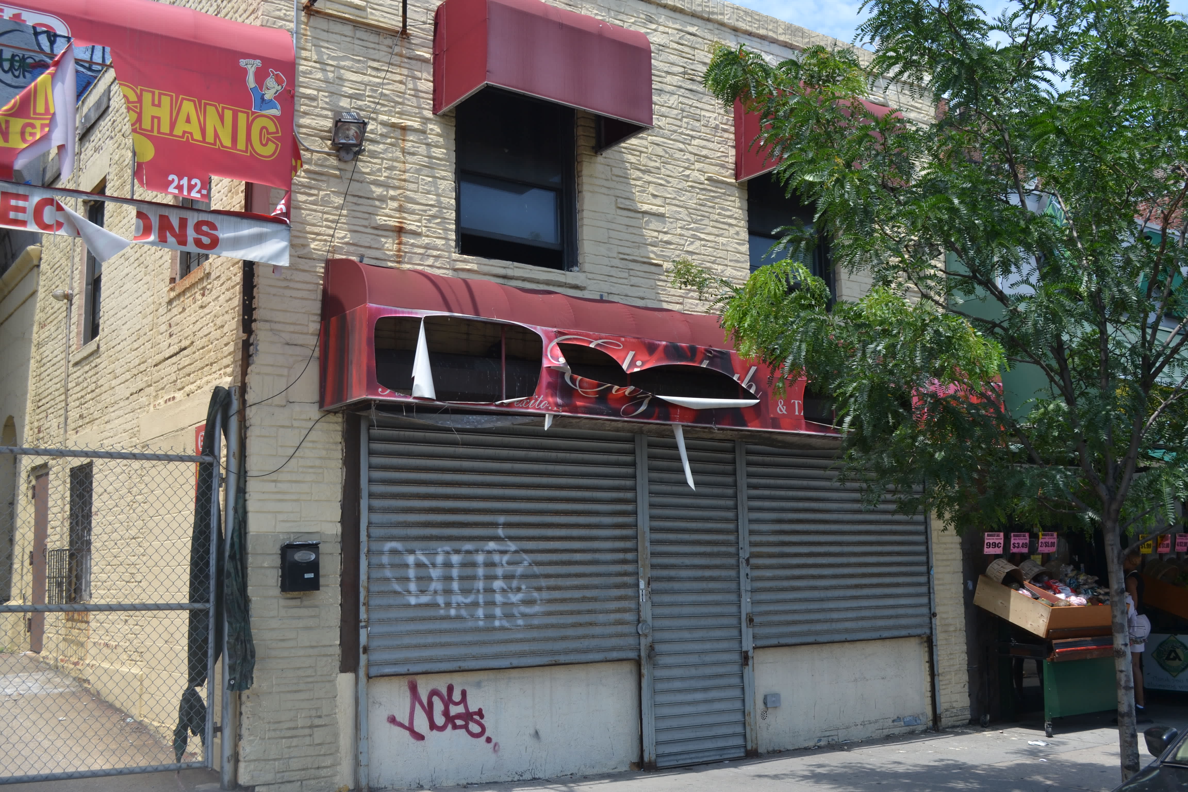 5065 Broadway – photo 1