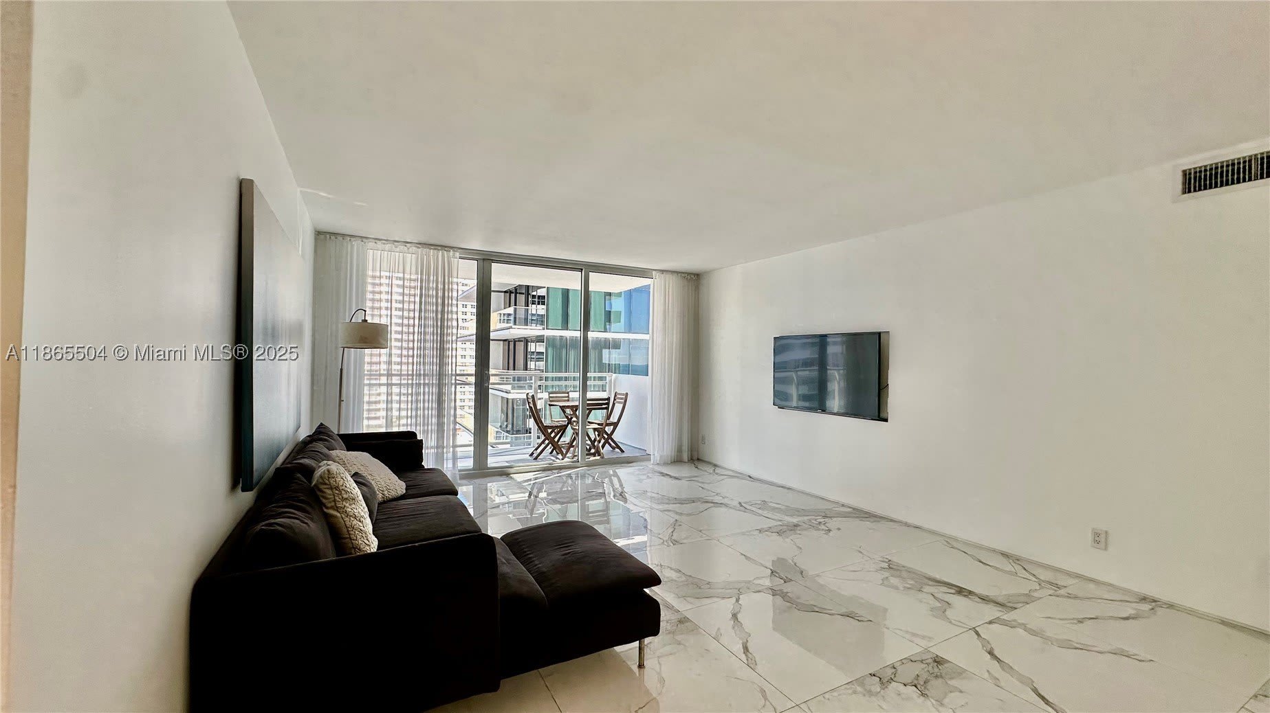 2030 S Ocean Dr – photo 4