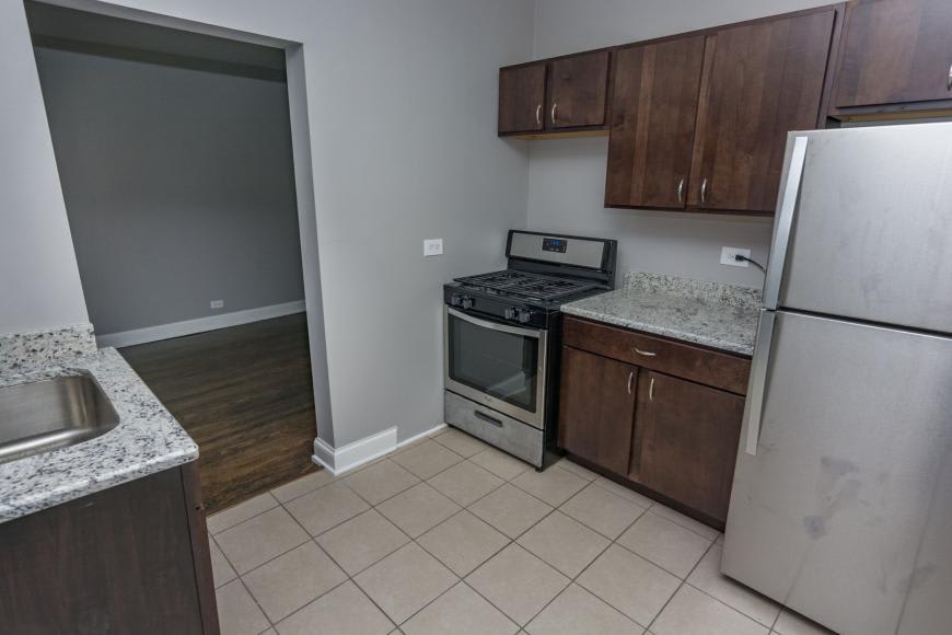 7631 South East End Ave. – photo 3