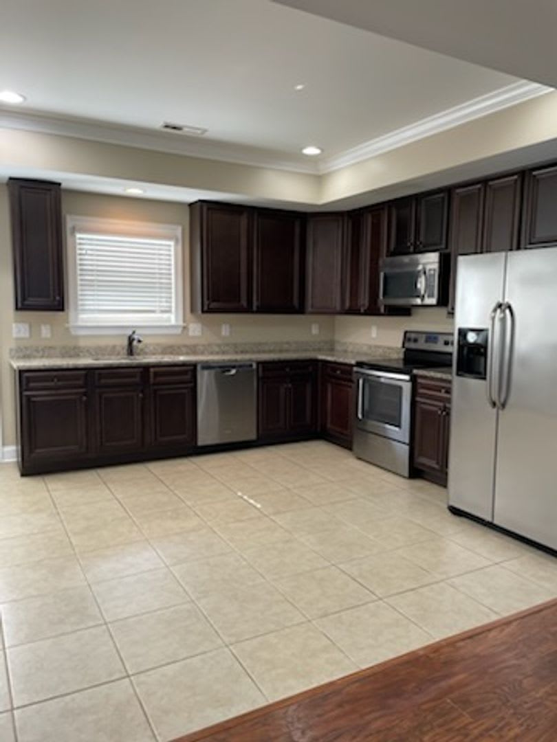 Townhome In The City – photo 3