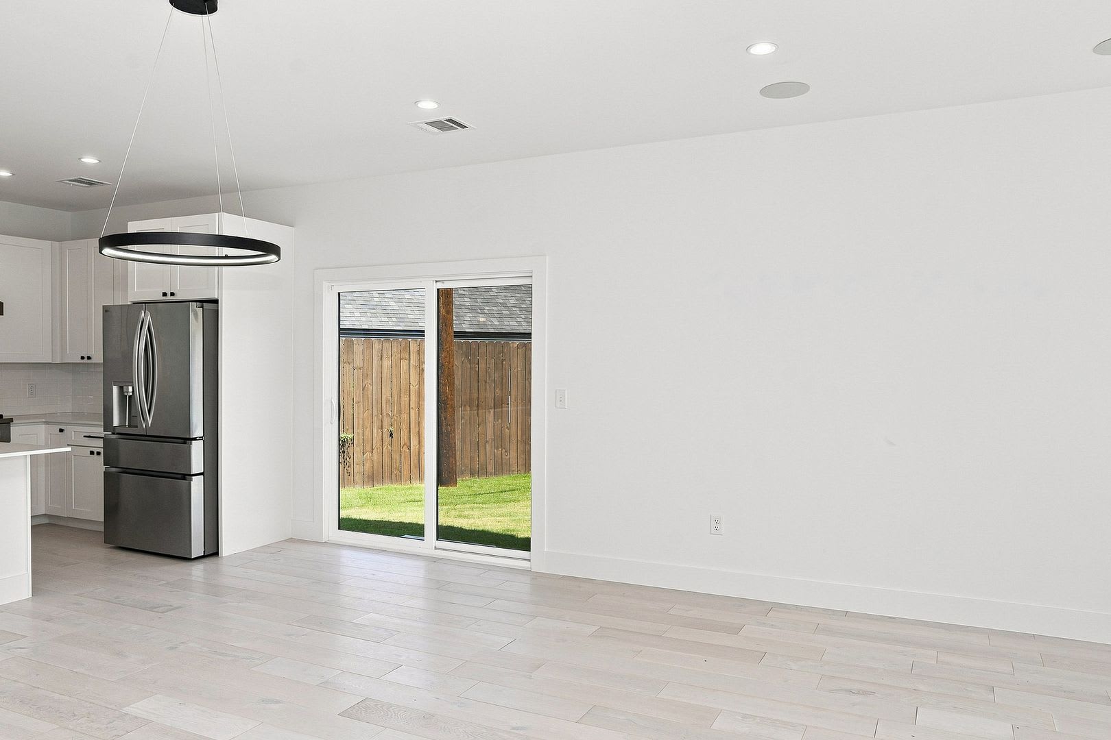 Modern Luxury In South Central Austin – photo 5