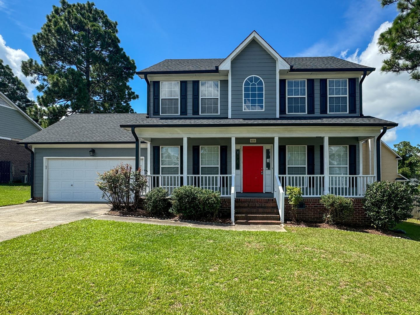 Charming 3 Bed 2.5 Bath Hope Mills Home – photo 1