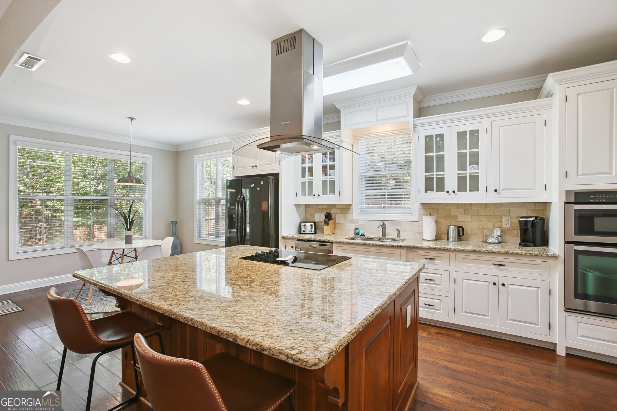 728 Gittings Avenue – photo 5