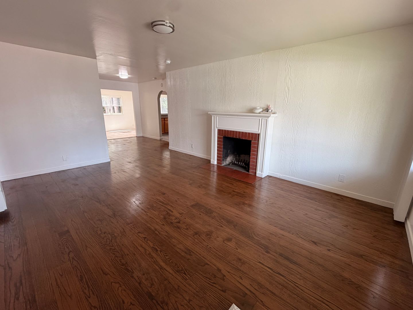 MUST SEE! BEAUTIFUL 3 BEDROOM 2 BATH HOME IN HAYWARD CA!!! – photo 3