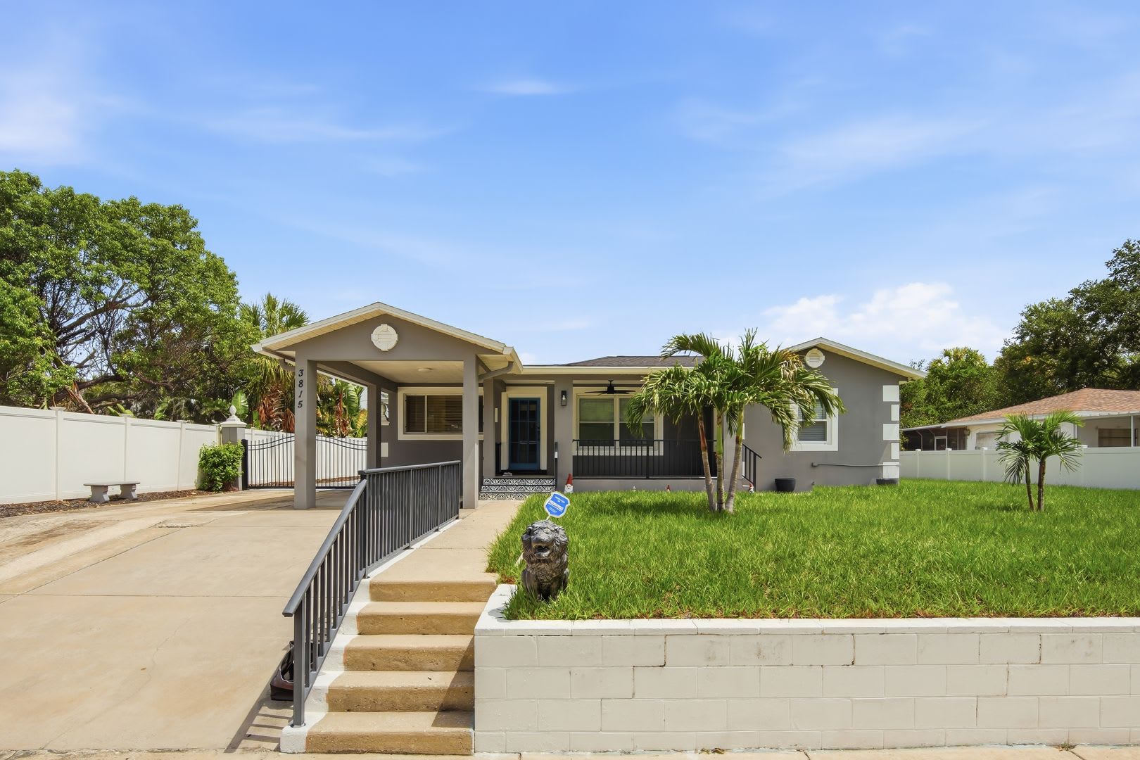 Beautiful S. Tampa 3BR/2BA remodeled home with covered parking in sought out school district. – photo 3