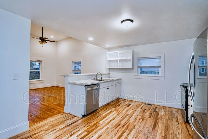 4 Frost Street – photo 5