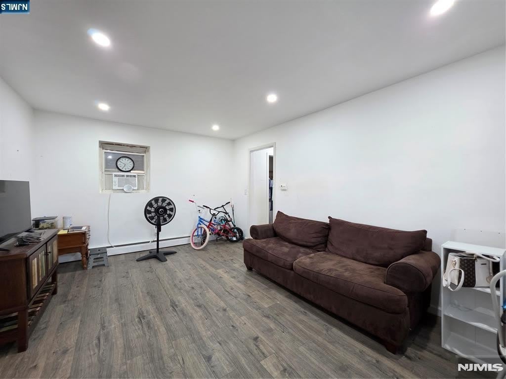 35 Gaston Avenue – photo 2