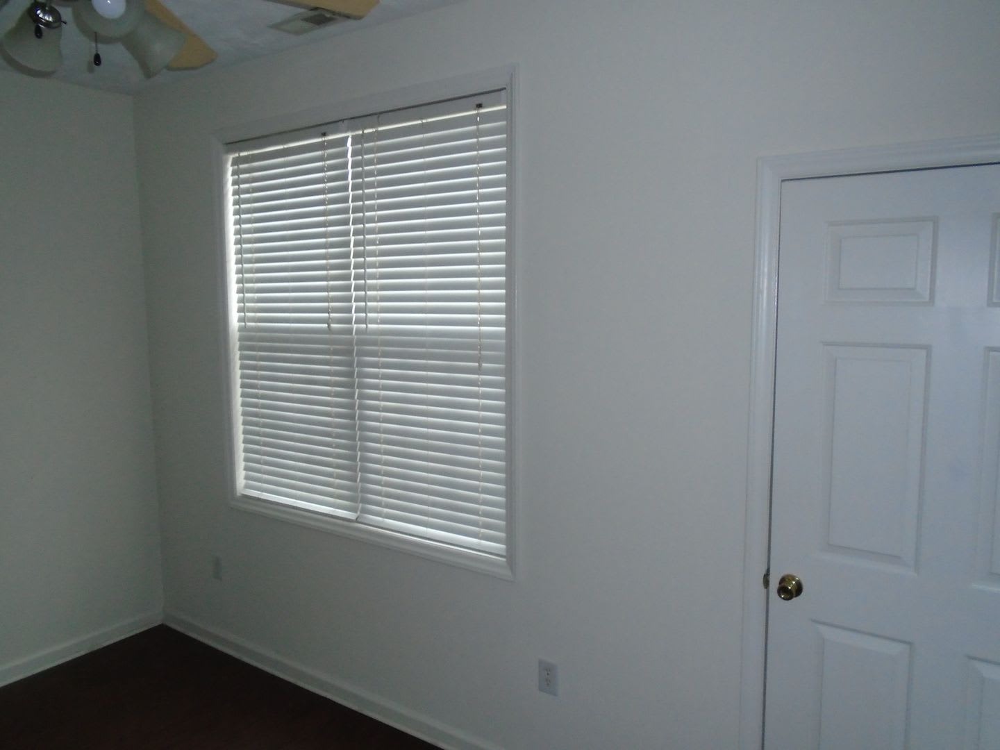 Cliffdale Cottages Beautiful First Floor Unit Coming Available 008 01 2026 – photo 4