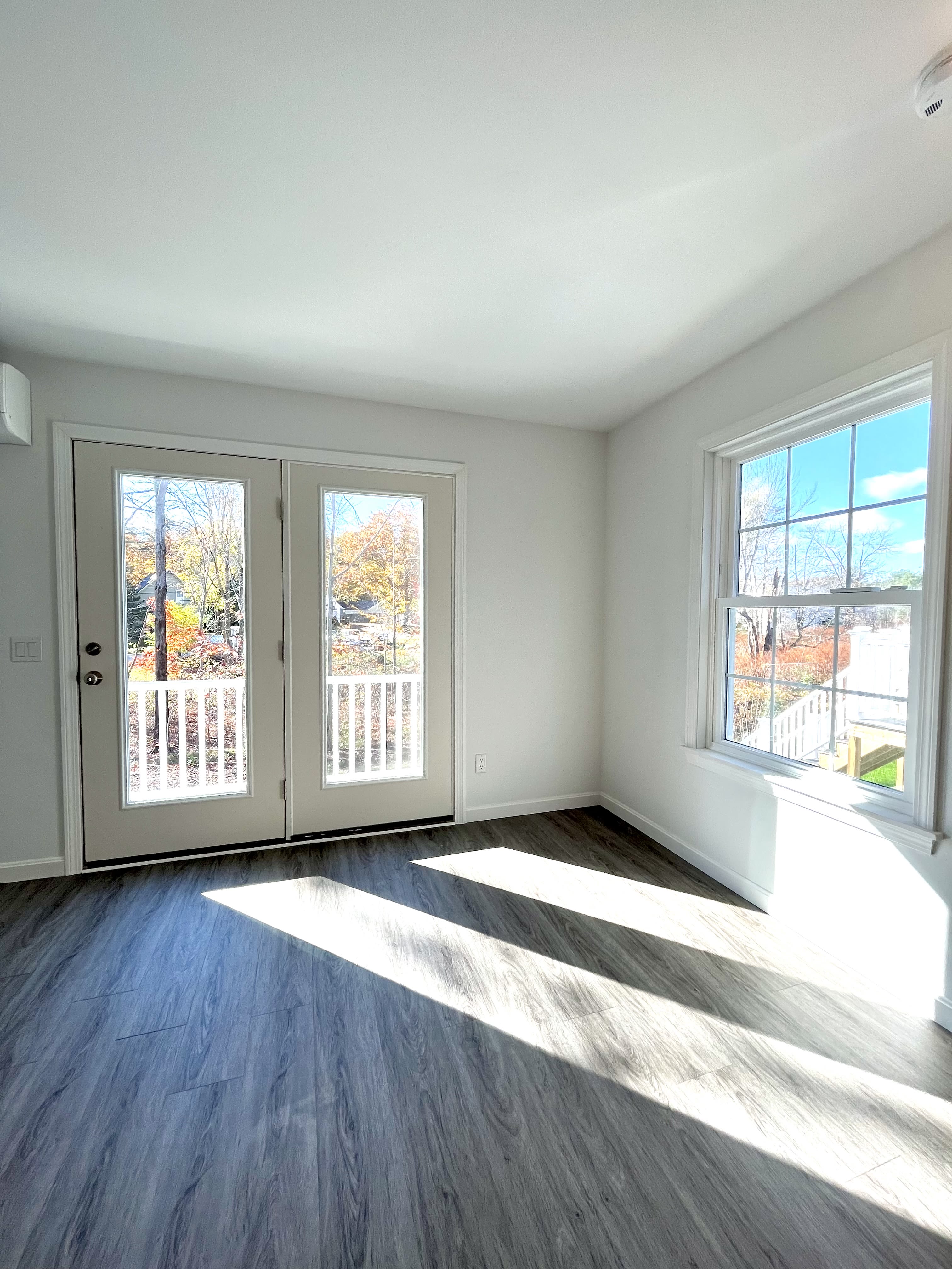 10 Village Way – photo 1