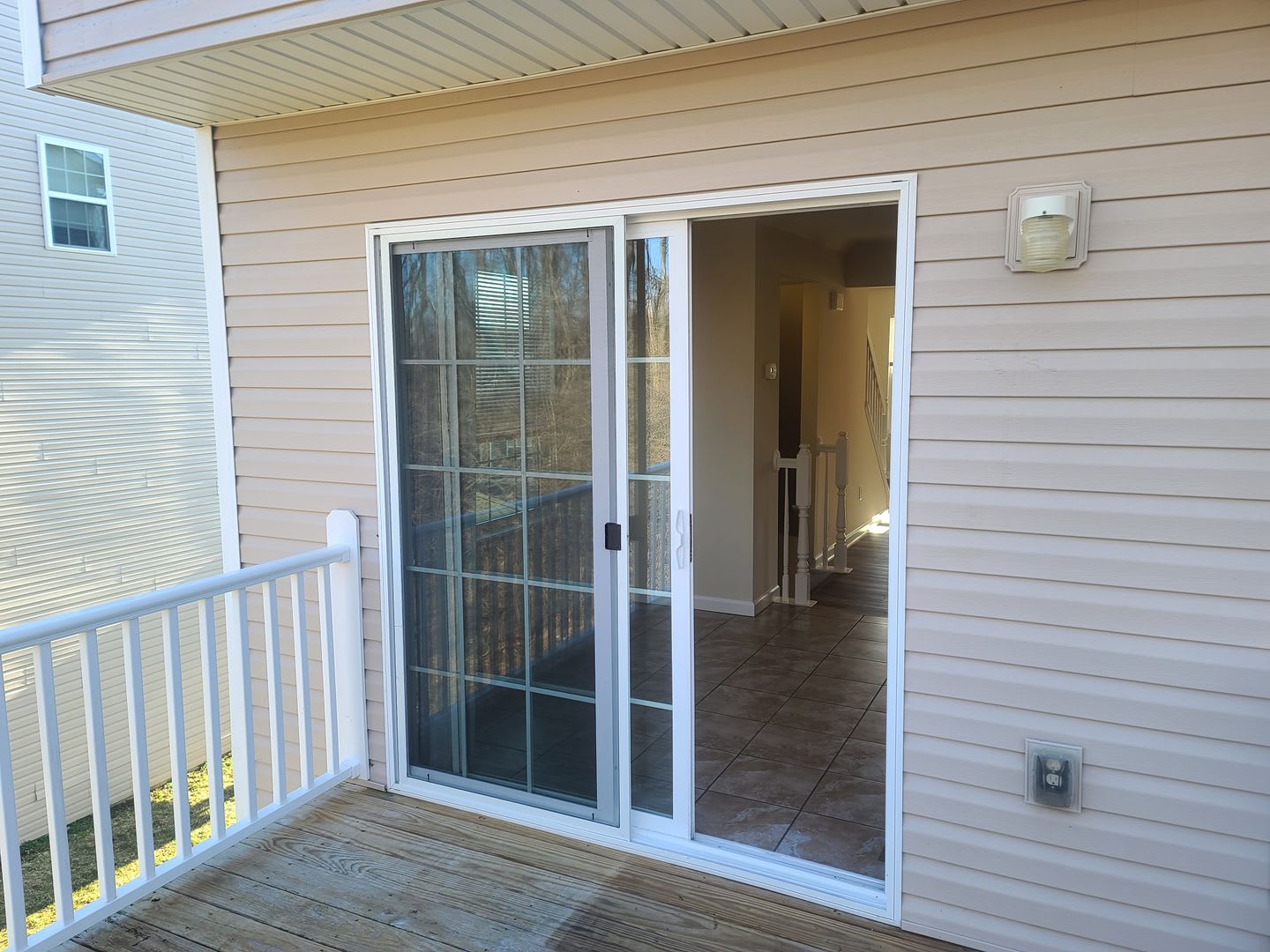 3 Bedroom 2 1 2 Bath End Unit Townhome For Rent In Waynesboro – photo 3