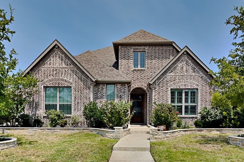 1930 Inwood Ln – photo 1